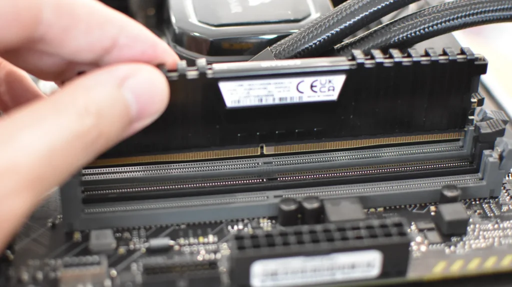 How to Build a Gaming PC for Under $500 in 2024: A Step-by-Step Guide 11 How to install RAM step 2